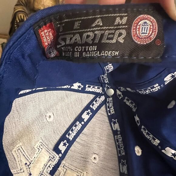 Starter Men’s University Of Kentucky Wildcats adjustable hat. - Picture 5 of 6